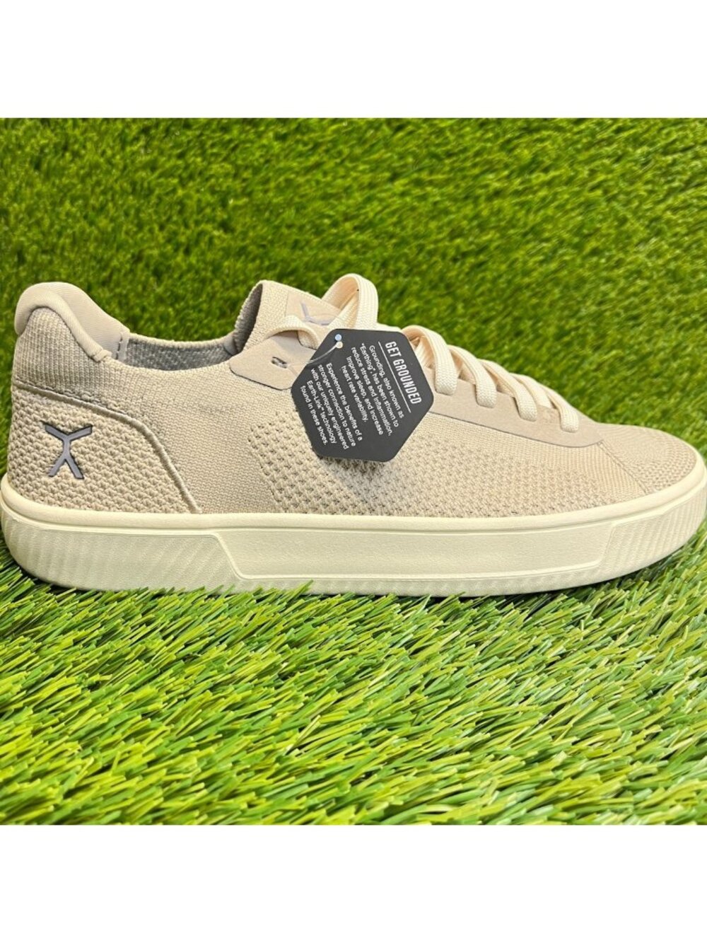 Flux Footwear Adapt Trainer Dune Mens Size 8 Womens Size 9.5 Athletic Knit Shoes